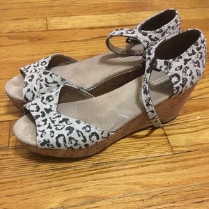 Toms Leopard Print Canvas Platform Sandals